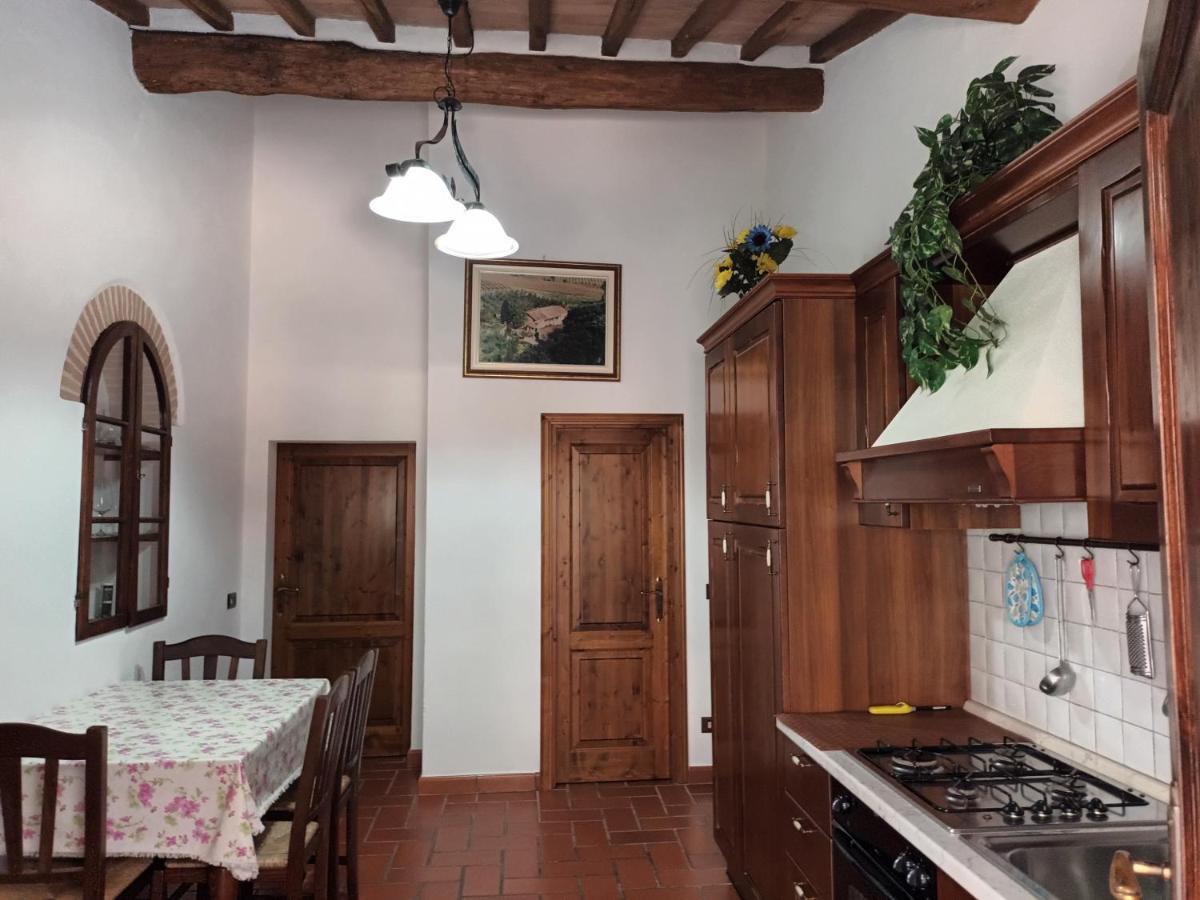 דירות פוג'יבונסי Poggio Massiccioli מראה חיצוני תמונה